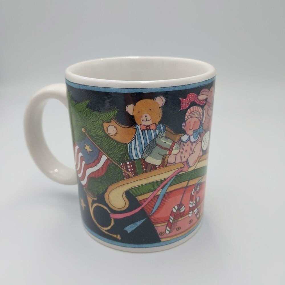 Vtg 1992 Susan Winget Discontinued Santa Sleigh Flag Christmas‎ Coffee Tea Mug